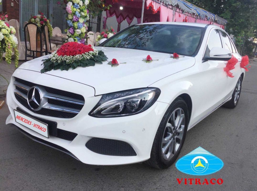 Thuê xe cưới Mercedes tại Đà Nẵng