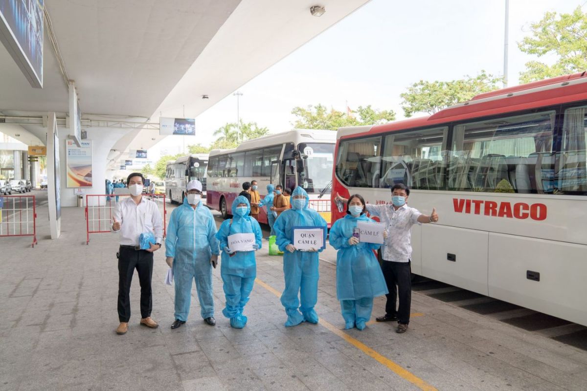 Đội Xe VITRACO Hỗ Trợ Đón Người Dân Đà Nẵng Từ Vùng Dịch Hồ Chí Minh